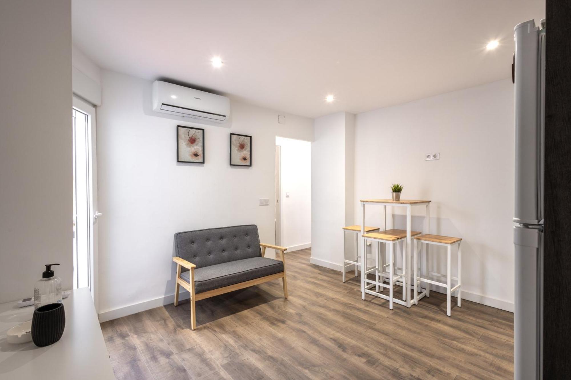 Lagunillas Suite Málaga Extérieur photo