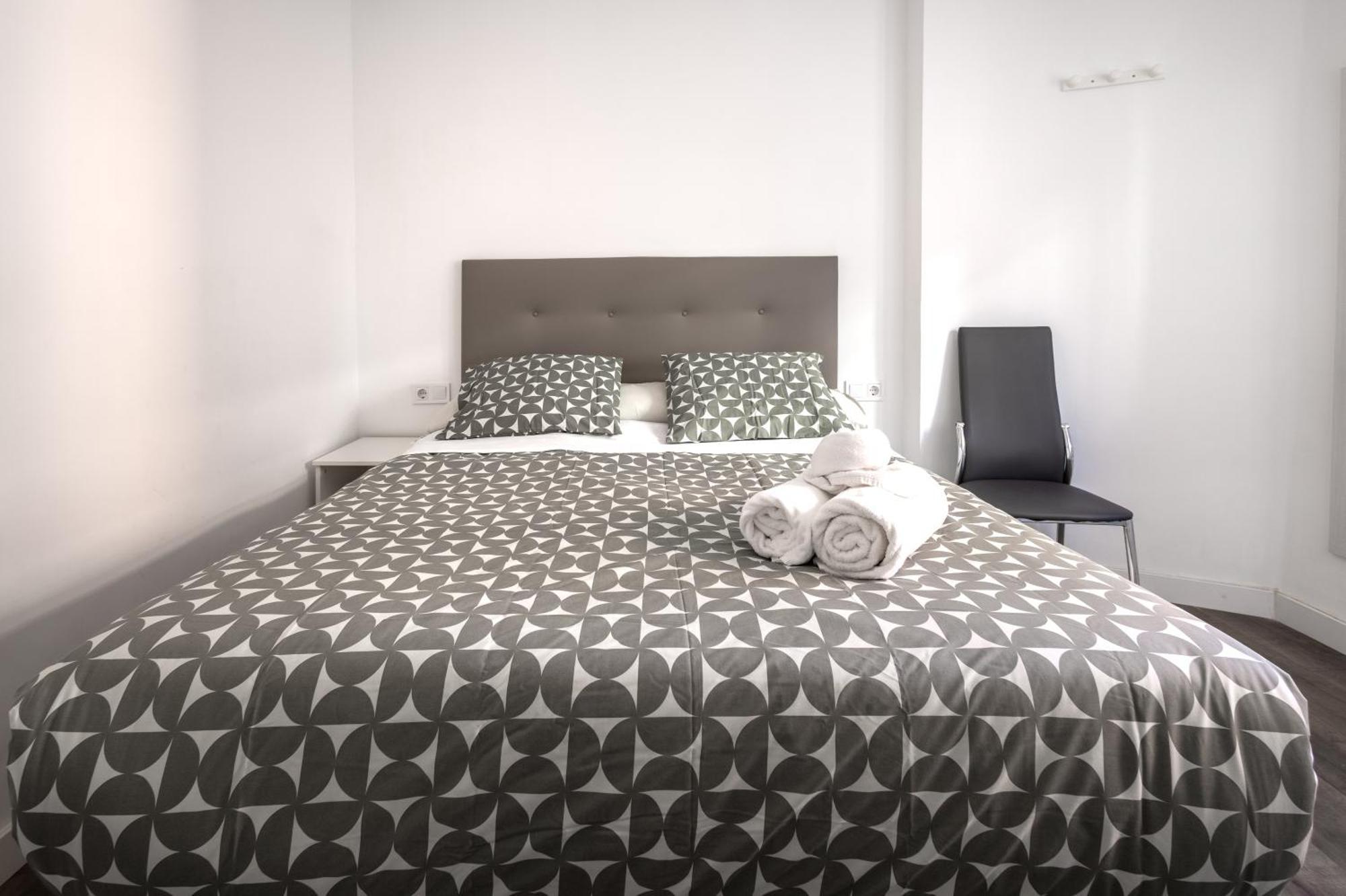 Lagunillas Suite Málaga Extérieur photo